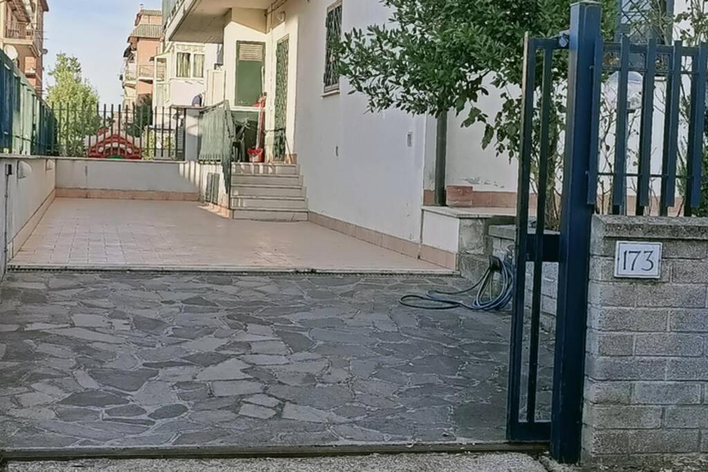 רומא Appartamento Di Zeno מראה חיצוני תמונה